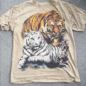 Tiger tee